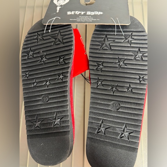 Betty Boop Vibrant Red cushion slip-on Slippers size 10 - Picture 5 of 5